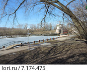 Город Москва. Канал имени Москвы. Шлюз номер 8 в Щукино (2015 год). Редакционное фото, фотограф lana1501 / Фотобанк Лори