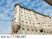 Доходный дом Л. В. Шамшиной. Улица Знаменка. Москва. Россия (2015 год). Стоковое фото, фотограф E. O. / Фотобанк Лори