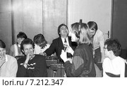 Ведущие диджеи молодежного вечера. Редакционное фото, фотограф Зобков Юрий / Фотобанк Лори