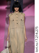 NEW YORK, NY - SEPTEMBER 11: Model Natali Eydelman walk the runway at Marc Jacobs during Mercedes-Benz Fashion Week Spring 2015 at Seventh Regiment Armory on September 11, 2014 in NYC. Редакционное фото, фотограф Anton Oparin / Фотобанк Лори