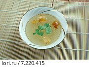 Consomme - крепкий осветленный бульон, приправленный зеленью. Стоковое фото, фотограф Александр Fanfo / Фотобанк Лори
