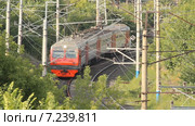 Электропоезд ЭД4М (электричка), станция Уфа. Российская железная дорога (2015 год). Редакционное видео, видеограф Mikhail Erguine / Фотобанк Лори