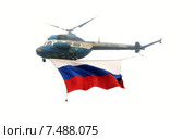 Вертолет с российским триколором (2015 год). Редакционное фото, фотограф Любовь / Фотобанк Лори