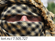 Портрет мужчины в арабском платке (2013 год). Стоковое фото, фотограф виктор химич / Фотобанк Лори