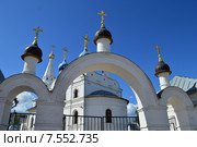 Церковь Георгия Победоносца в Дедовске. Истринский район. Московская область (2015 год). Стоковое фото, фотограф lana1501 / Фотобанк Лори