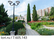 Пансионат "Алушта". Крым, г. Алушта. (2012 год). Редакционное фото, фотограф Алексей Голубенко / Фотобанк Лори