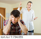 Married couple having quarrel. Стоковое фото, фотограф Яков Филимонов / Фотобанк Лори