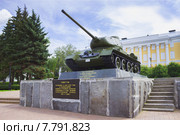 Танк Т-34-85. Памятник на территории Нижегородского кремля (2015 год). Редакционное фото, фотограф Александр Романов / Фотобанк Лори