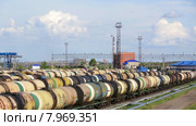 Железнодорожная нефтяная станция (2015 год). Редакционное видео, видеограф Виталий Зверев / Фотобанк Лори