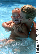 woman happy smiling smile leisure. Стоковое фото, фотограф Marc Jones / PantherMedia / Фотобанк Лори