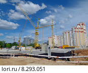 Стройка в Солнцево на улице Главмосстроя. Стоковое фото, фотограф ДЕНЩИКОВ Александр Витальевич / Фотобанк Лори