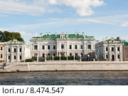 Особняк Харитоненко. Софийская набережная. Летний день. Москва. Россия (2015 год). Стоковое фото, фотограф E. O. / Фотобанк Лори