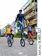 fun child joy play children. Стоковое фото, фотограф Daniel Schoenen / Smarterpix / Фотобанк Лори