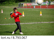 young child sport sports soccer. Стоковое фото, фотограф Andreas Hömer / PantherMedia / Фотобанк Лори