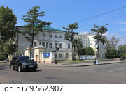 Пересечение улицы Карла Маркса и бульвара Гагарина, Иркутск (2015 год). Редакционное фото, фотограф Алексей Гусев / Фотобанк Лори