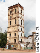 Башня на территории  сахарорафинадного завода им. Ф. М. Мантулина в Москве (2015 год). Редакционное фото, фотограф Алёшина Оксана / Фотобанк Лори