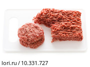 making hamburgers  ground beef isolated  white background. Стоковое фото, фотограф Lee Avison / PantherMedia / Фотобанк Лори