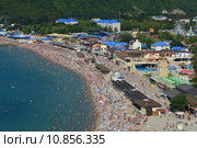 Пейзаж популярного курорта Архипо-Осиповка, панорама (2015 год). Редакционное фото, фотограф Игорь Архипов / Фотобанк Лори