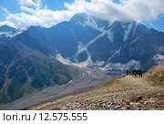 Гора Донгуз-Орун. Вид с горы Чегет.  Приэльбрусье, Россия. Стоковое фото, фотограф Инесса Гаварс / Фотобанк Лори