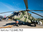 Ми-17В-5 транспортно-штурмовой вертолет. Международный авиационно-космический салон МАКС-2015. Редакционное фото, фотограф Алексей Бок / Фотобанк Лори