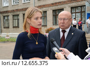 Наталья Водянова и Валерий Шанцев (2015 год). Редакционное фото, фотограф Андрей Забродин / Фотобанк Лори