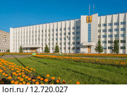 Фасад мэрии Архангельска на закате солнца (2015 год). Стоковое фото, фотограф Леонид Ардаткин / Фотобанк Лори