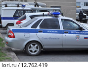 Спецтранспорт дежурит на городском празднике (2014 год). Редакционное фото, фотограф Татьяна Чепикова / Фотобанк Лори