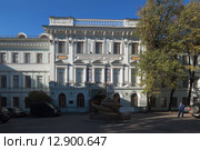 Московский архитектурный институт. Рождественка 11, Москва (2015 год). Редакционное фото, фотограф Хрусталев Дмитрий Александрович / Фотобанк Лори