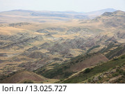 Горная местность у монастыря Давид Гареджи. Грузия (2015 год). Стоковое фото, фотограф Людмила Травина / Фотобанк Лори