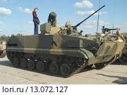 Боевая разведывательная машина БРМ-3К «Рысь» (объект 501) на полигоне около музея бронетехники, Кубинка (2003 год). Редакционное фото, фотограф Малышев Андрей / Фотобанк Лори