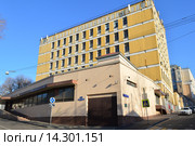 Большой Трёхсвятительский переулок, 2/1 строение 2,8. Москва (2015 год). Редакционное фото, фотограф lana1501 / Фотобанк Лори