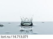 Водный всплеск. Стоковое фото, фотограф Виталий Радунцев / Фотобанк Лори
