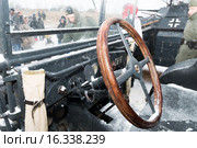 "Контрнаступление. Декабрь 1941". Военно-исторический фестиваль (историческая реконструкция). Армейский немецкий грузовик Krupp Protze L2H143 (2015 год). Редакционное фото, фотограф Алексей Бок / Фотобанк Лори