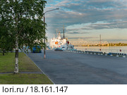 Россия, г. Архангельск,  Набережная Северной Двины. (2015 год). Редакционное фото, фотограф Александр Циликин / Фотобанк Лори