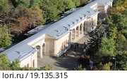 Пятигорск, Академическая (Елизаветинская) галерея (1853 г.) (2015 год). Стоковое видео, видеограф Валерий Шилов / Фотобанк Лори
