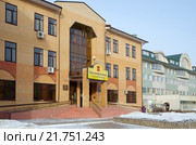 Город Дмитров, улица Профессиональная, 1.  Здание Пенсионного фонда Российской Федерации (2016 год). Редакционное фото, фотограф Елена Коромыслова / Фотобанк Лори
