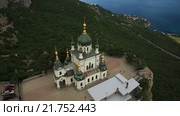 Воскресенская церковь в Крыму. Съемка с дрона. MOV. Стоковое видео, видеограф Евгений Ковалев / Фотобанк Лори