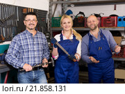 Portrait two workers and superviser. Стоковое фото, фотограф Яков Филимонов / Фотобанк Лори