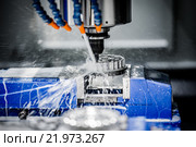 Metalworking CNC milling machine. Стоковое фото, фотограф Андрей Армягов / Фотобанк Лори