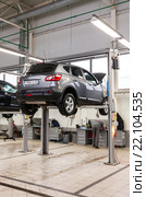 Inside in the auto repair service station of the official dealer Nissan (2016 год). Редакционное фото, фотограф FotograFF / Фотобанк Лори