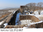 Бруствер форта № 10, остров Русский, Приморье (2016 год). Стоковое фото, фотограф Алексей Гусев / Фотобанк Лори