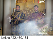 Празднование 500-летия со дня преставления святителя Серапиона в храме Покрова Пресвятой Богородицы, город Балашиха (2016 год). Редакционное фото, фотограф Дмитрий Неумоин / Фотобанк Лори