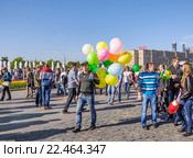 Народное гулянье на Поклонной горе 9 мая (2014 год). Редакционное фото, фотограф Алёшина Оксана / Фотобанк Лори