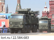 Панцирь -С1 российский самоходный зенитный ракетно-пушечный комплекс на колёсном шасси КамАЗ-6560 на Красной площади в день Победы (2015 год). Редакционное фото, фотограф Михеев Алексей / Фотобанк Лори