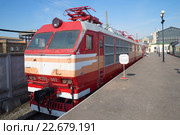 Чехословацкий пассажирский скоростной электровоз ЧС200 в музее железнодорожного транспорта. Санкт-Петербург (2016 год). Редакционное фото, фотограф Виктор Карасев / Фотобанк Лори