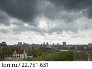 Тучи над городом (2016 год). Стоковое фото, фотограф Короленко Елена / Фотобанк Лори