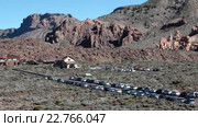 Parador Las Canadas del Teide is on the TF-24 road near the Roques Garcia in Teide National Park. Tenerife, Canary islands, Spain (2016 год). Редакционное видео, видеограф Кекяляйнен Андрей / Фотобанк Лори