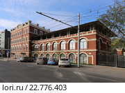 Здание из красного кирпича, Казань, Право-Булачная ул., 45 (2016 год). Редакционное фото, фотограф Алексей Гусев / Фотобанк Лори