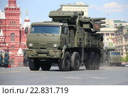 Зенитный ракетно-пушечный комплекс «Панцирь-С» войск Воздушно-космической обороны на параде, посвященном Дню Победы, Москва, Красная площадь, 2016. Редакционное фото, фотограф Алексей Гусев / Фотобанк Лори