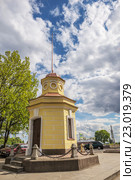 Здание Кронштадского мареографа, Кронштадт (2016 год). Редакционное фото, фотограф Галина Ермолаева / Фотобанк Лори